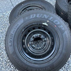 受付終了　ハイエース　195/80R15 スタッドレスホイールセットの画像