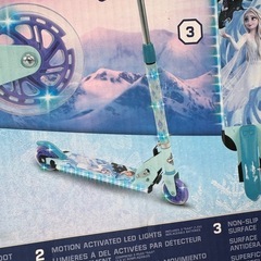 中古 訳あり アナ雪 エルサ キックボードの画像
