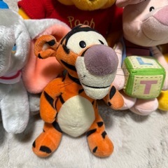 ディズニー ぬいぐるみ     プーさん等の画像