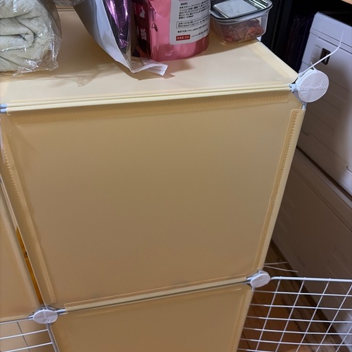 多層クリーム色ケージ・収納付き（ペット)