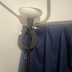 【引き渡し先決定】無料❗️本棚、ラック、照明の画像