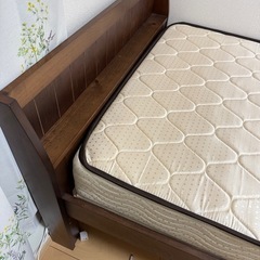 シングルベットフレームセットの画像