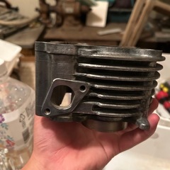 シグナス125（2型）純正シリンダー & ピストンセットの画像