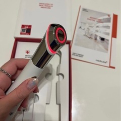 メディキューブ ダーマエアショット AGE-R ATS 美顔器の画像