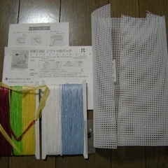 ハマナカ ニワトリのバッグ　手芸　の画像