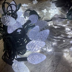 クリスマス　LEDイルミネーションセット新品、収納Box、センサー付き屋外ケーブルなどの画像