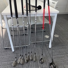 オークリーゴルフバッグ＆ナイキゴルフクラブセットの画像