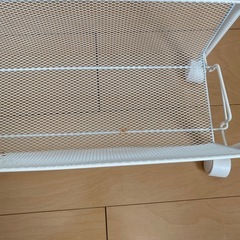 収納ラックの画像