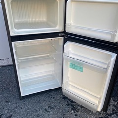 ハイアール Haier 直冷式冷蔵庫 （106L・右開き） 2ドア ブラック JR-N106H-Kの画像