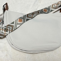 ショルダーバッグの画像