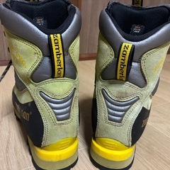 雪山用登山靴　の画像