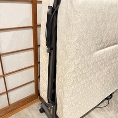 特別価格‼️ 直接→¥12,000IRIS 電動リクライニングシングルベッドの画像