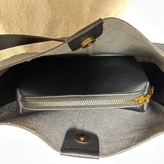 ショルダーバッグの画像