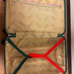 キャリーケース【キャスター破損】の画像