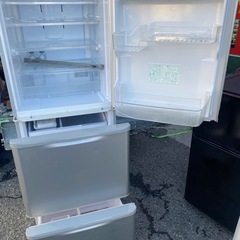 NO B720🌈福岡市内配送設置無料✨🌈シャープ 350L 3ドア冷蔵庫（シルバー系）SHARP どっちもドア SJ-WA35B-Sの画像