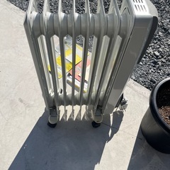 ⭐︎デロンギ⭐︎オイルヒーター⭐︎美品の画像