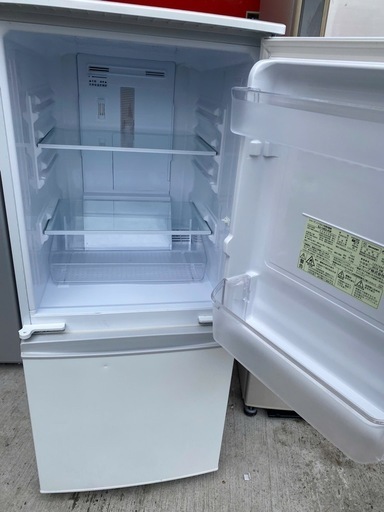 NO B709?福岡市内配送設置無料✨?シャープ 137L 2ドアノンフロン冷蔵庫 keyword キーワードホワイト SJ14E5K