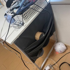 無料！！　白い　デスク　机
の画像