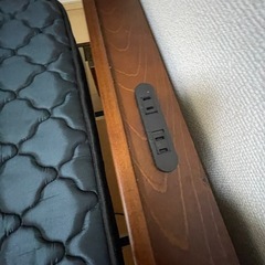 無料！！　ダブル　ベッドとマットレスの画像