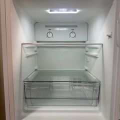 【引き取り限定✨】Haier 冷蔵庫148L＊動作良好＊側面に小さなへこみあり💡の画像