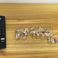 結婚式小物ブライダル ヘアアクセサリーの画像