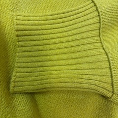 GUセーターの画像