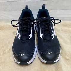 【新品級】Nike Air Max AP ブラック ホワイト 28.5cm箱ありの画像