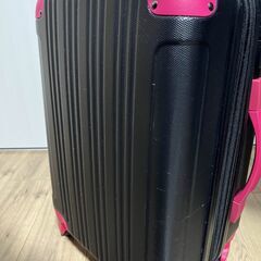 キャリーケース（機内持ち込みサイズ）【キャスター破損】の画像