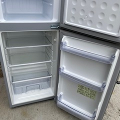 NO B710🌈福岡市内配送設置無料✨🌈シャープ SHARP 直冷式冷蔵庫 （118L・右開き） 2ドア シルバー系 SJ-H12W-Sの画像