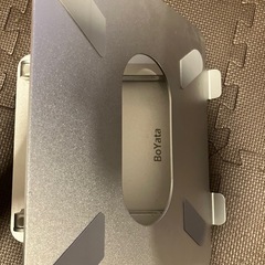 パソコン スタンドの画像