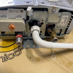 LP ガス小型湯沸器  リンナイ RUS-V51XTB(WH)の画像