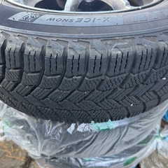 20、30アルヴェル装着可能スタッドレスタイヤ、ホイール付き4本セットの画像