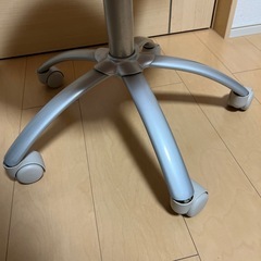 【自宅まで引き取れる方】デスクチェアの画像
