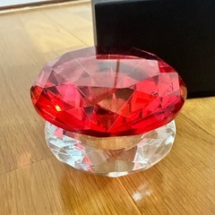 ガラス製ダイヤオブジェ（レッド×クリア）の画像