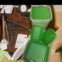 キッチン用品大量まとめ売りの画像