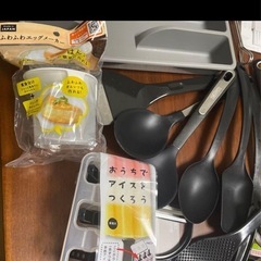 キッチン用品大量まとめ売りの画像