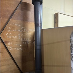  【未清掃で激安!】レトロ薪ストーブ 煙突付き 家庭用焼却炉 倉庫整理品の画像