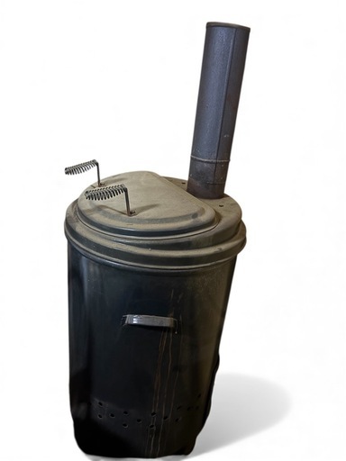 未清掃で激安!】レトロ薪ストーブ 購入 煙突付き 家庭用焼却炉 倉庫整理品