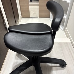 アーユルチェア 美品の画像