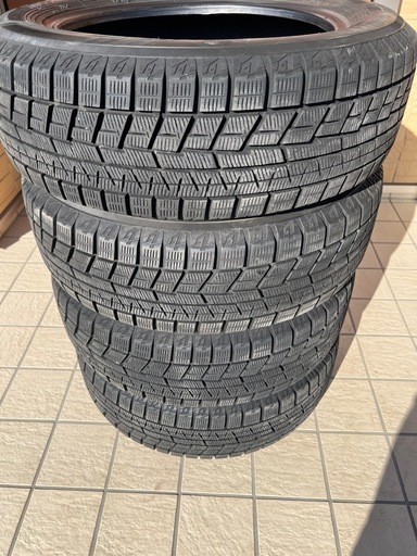 195/60R16  スタッドレスタイヤ  バリ溝