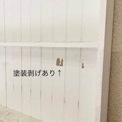 Salut!  サリュ　飾り棚の画像