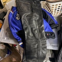 ハーレーダビットソンレザーパンツの画像