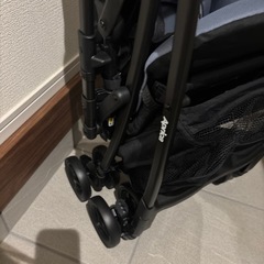 アップリカ　ベビーカー　カルーン　新品未使用 の画像