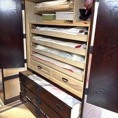 総桐】家紋入り 和箪笥 着物箪笥 時代箪笥 桐タンス 保存良好の画像