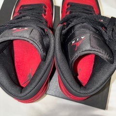 NIKE Air Jordan 1 Mid Reverse Bred 27cmの画像