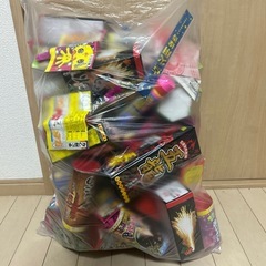 吹き出し花火、打ち上げ花火、お話し中の画像