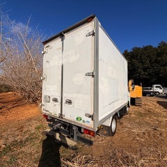 H25年 三菱キャンターパネルバン 軽油 AT 12万km の画像