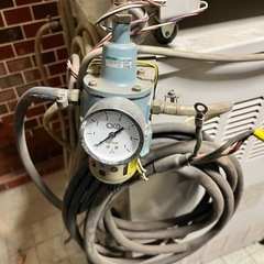 エアープラズマ切断用直流電源　ウォータータンク付きの画像