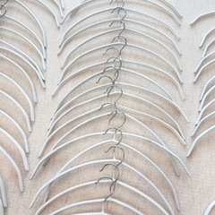 【計50本】角がとがりにくいアーチハンガー36本＋ニトリアーチ型ハンガー14本の画像