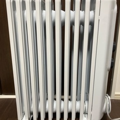 デロンギ　RHJ35M1015-BK エコモード付きオイルヒーター ホワイトの画像